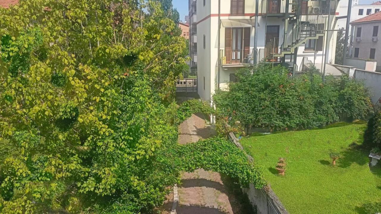 Bed and Breakfast Vialetto V. Pastro 10 Mailand Exterior foto
